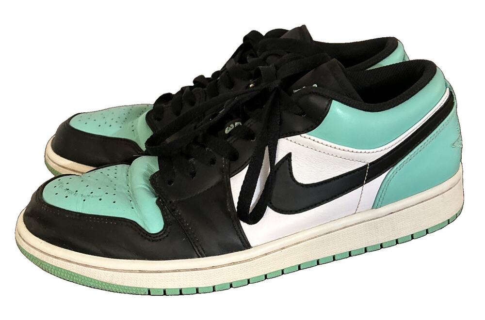 Nike Air Jordan 1 Low Emerald 553558-117 Green Glow Black White Men’s Sz 10 EUC